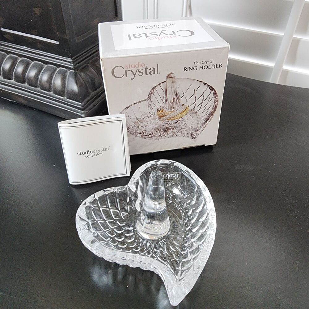 Godinger Studio Crystal Heart Ring Holder in box
